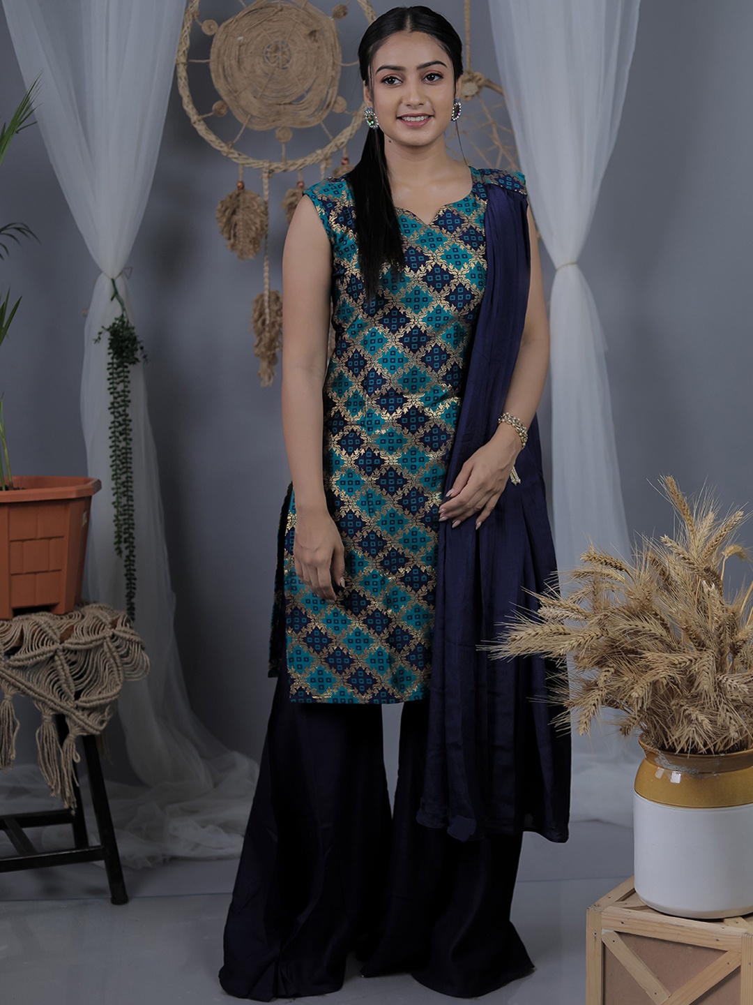

Sashay Boutique Geometric Woven Design Regular Straight Kurta With Sharara & Dupatta, Navy blue