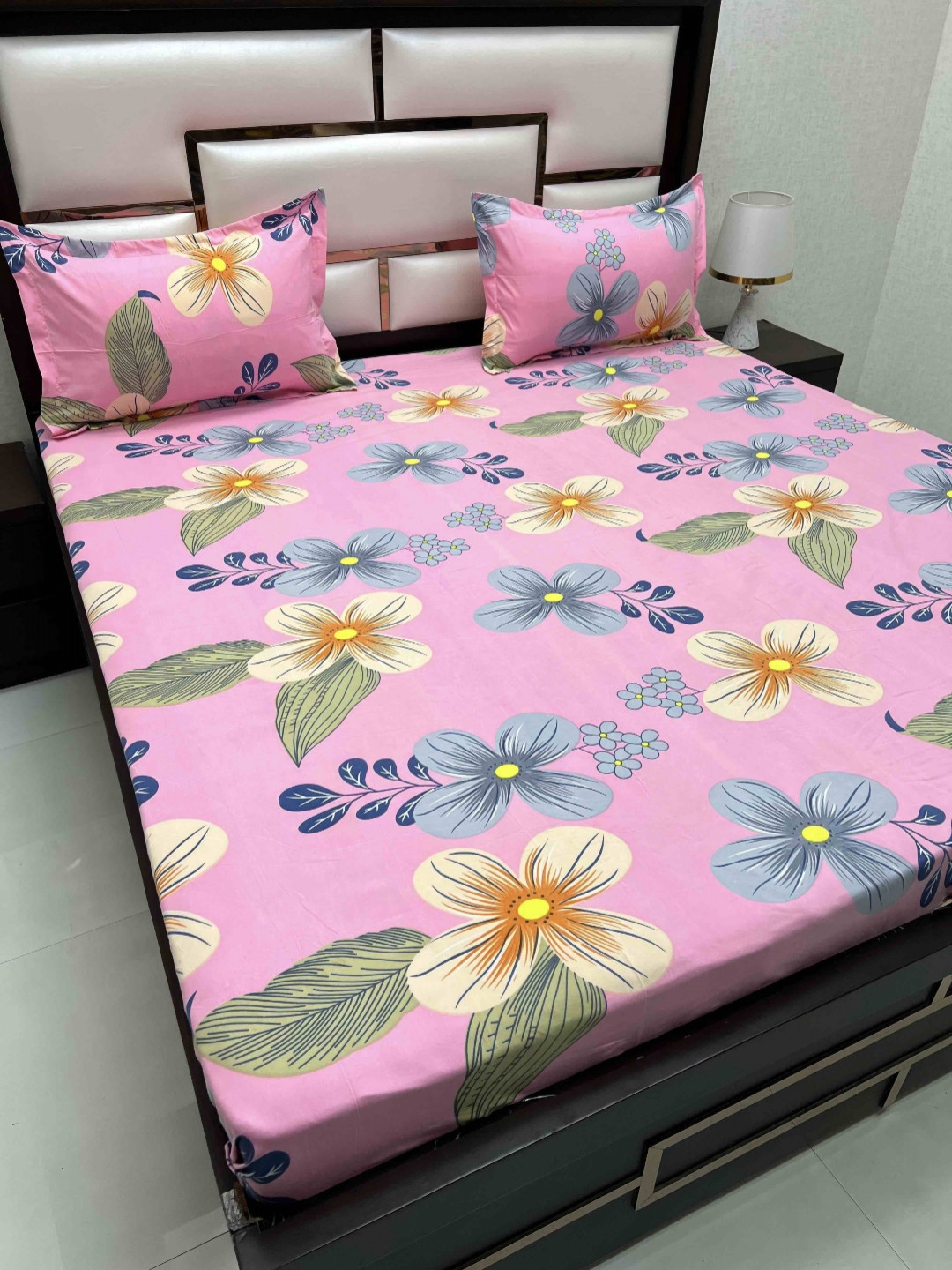 

Pure Decor King Size Double Bed Bedsheet With 2 Pillow Covers 2.74m X 2.74m, Pink