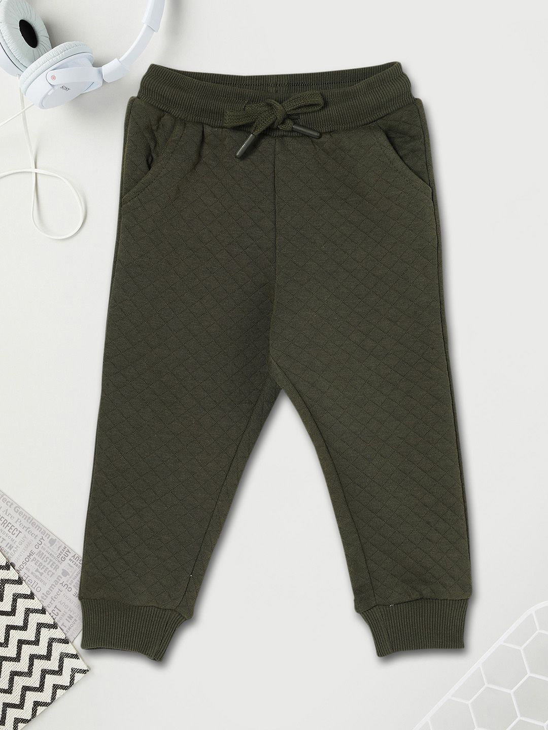 

max Boys Regular Fit Cotton Joggers, Green