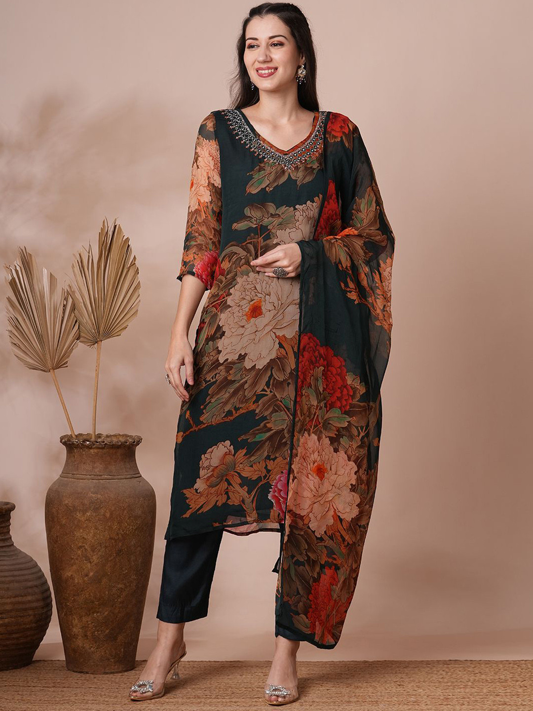

FASHOR Floral Printed Mirror Work Straight Kurta with Trouser & Dupatta, Green
