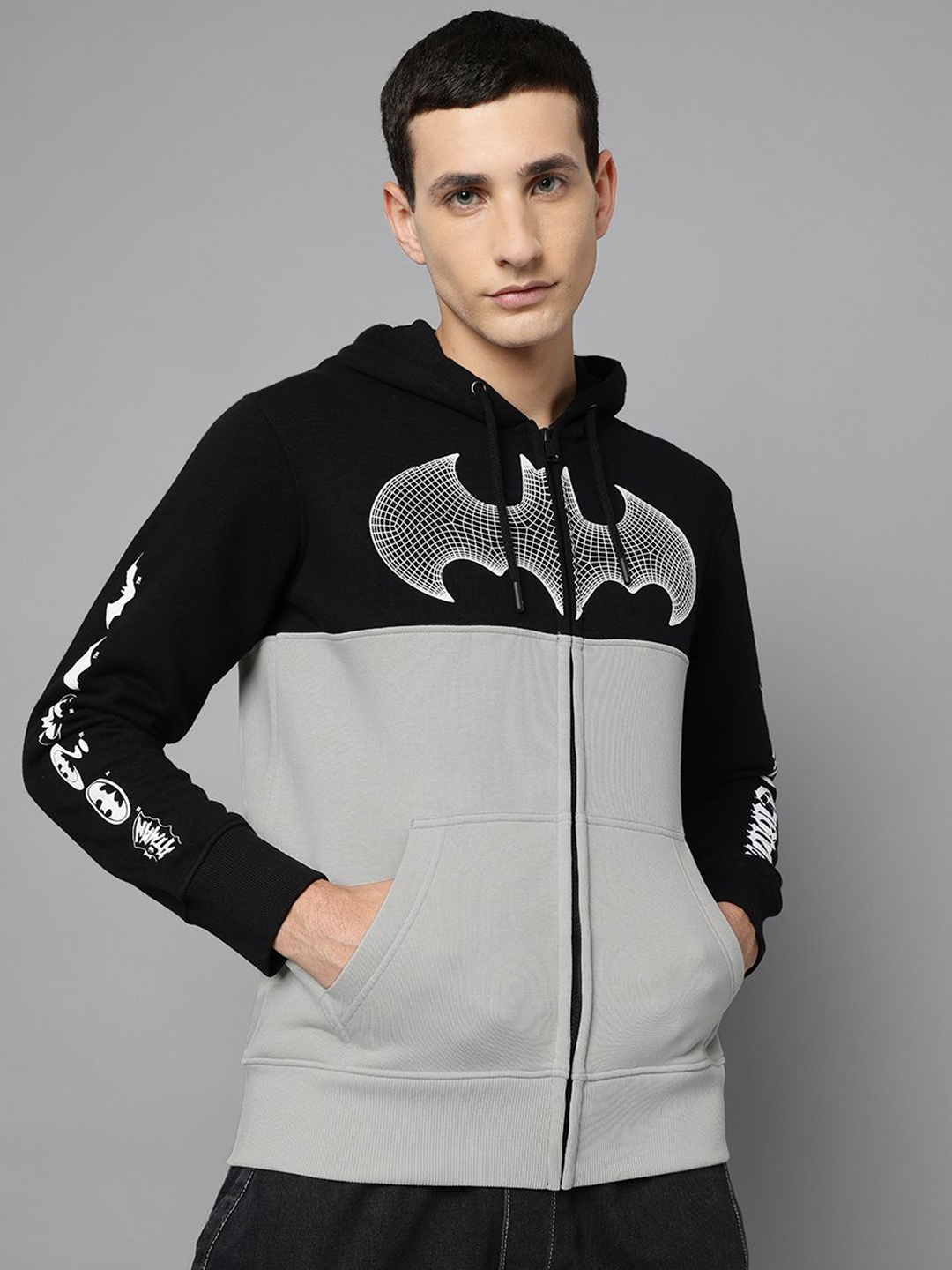 

Free Authority Men Batman Printed Hooded Cotton Sweatshirt, Black