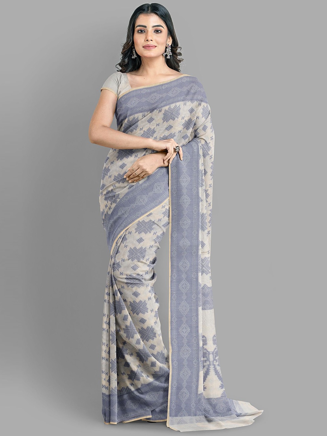 

The Chennai Silks Women Maheshwari Saree With Blouse Piece, Off white