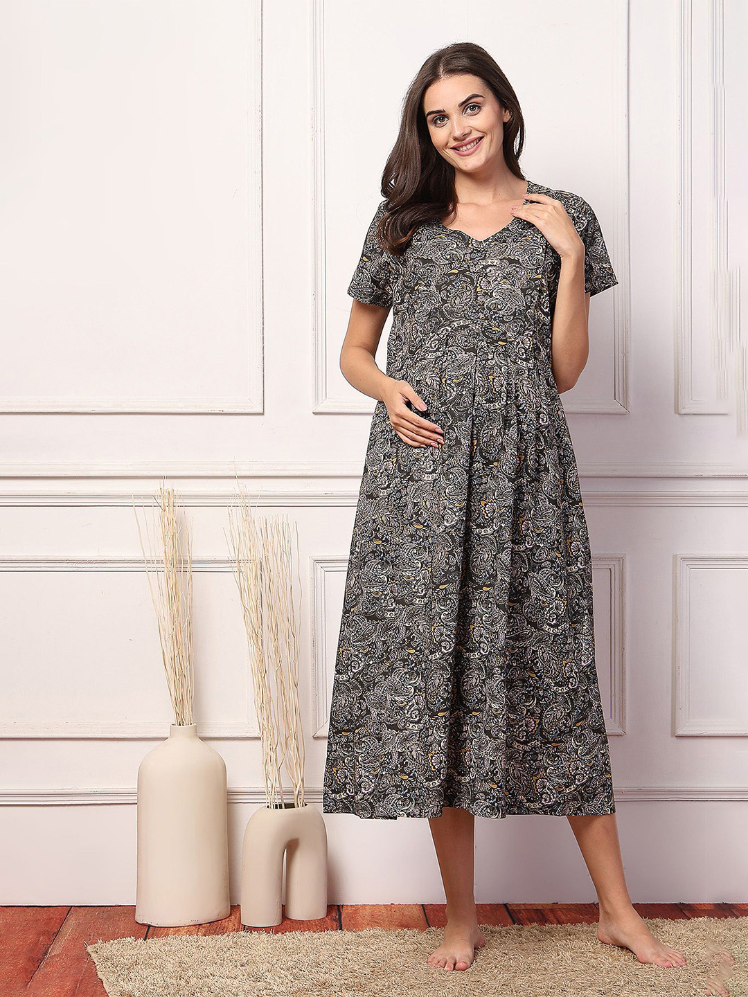 

House Of Zelena Women Ethnic Motifs Printed Pure Cotton V-neck Maxi Nightdress, Black