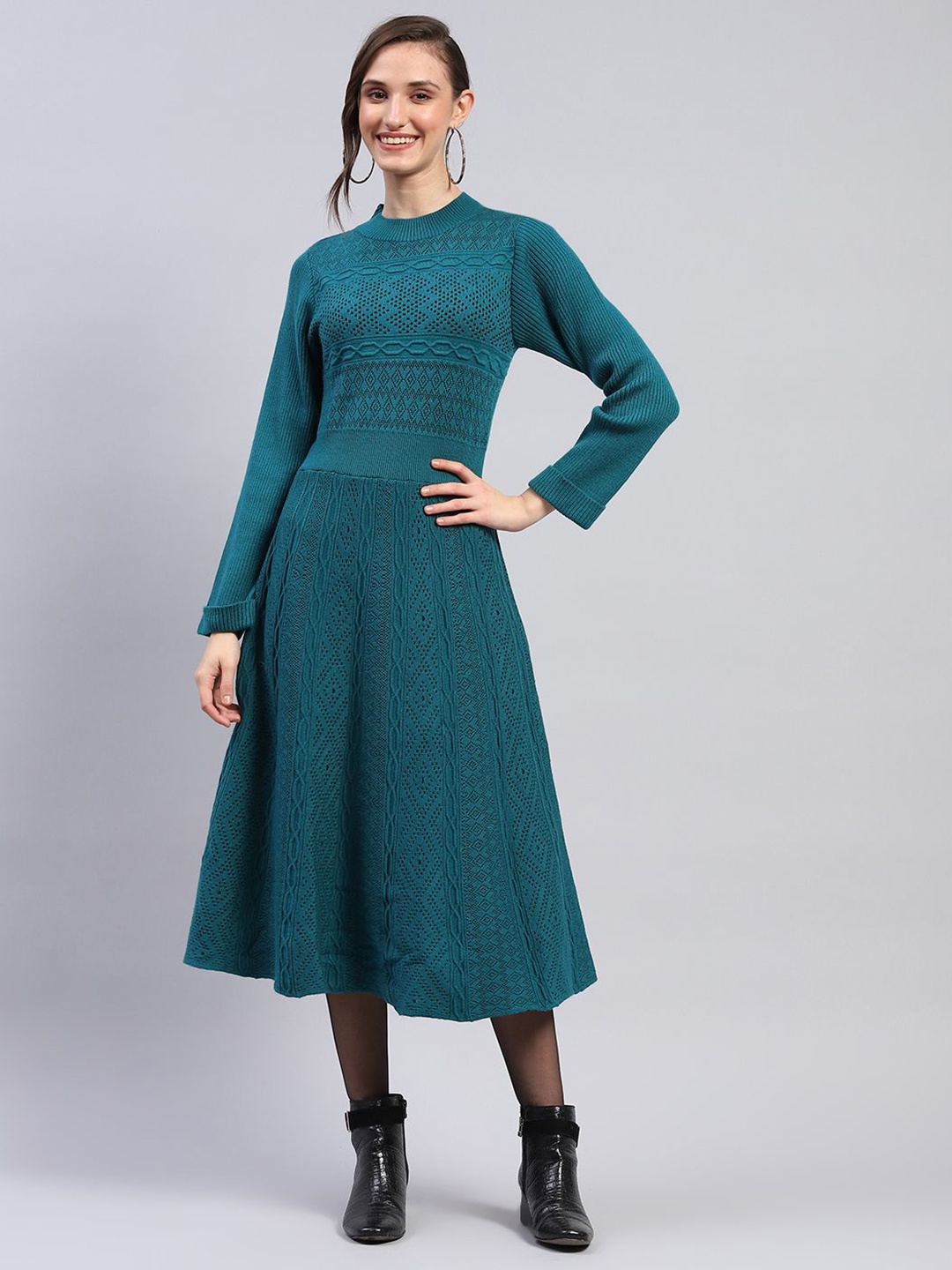 

Monte Carlo Women Self Design Woollen Round Neck Fit & Flare Midi Dress, Green