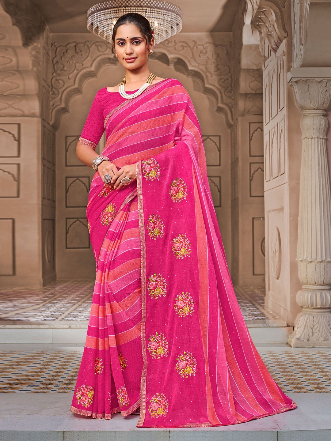 

Laxmipati Floral Embroidered Saree With Blouse Piece, Pink