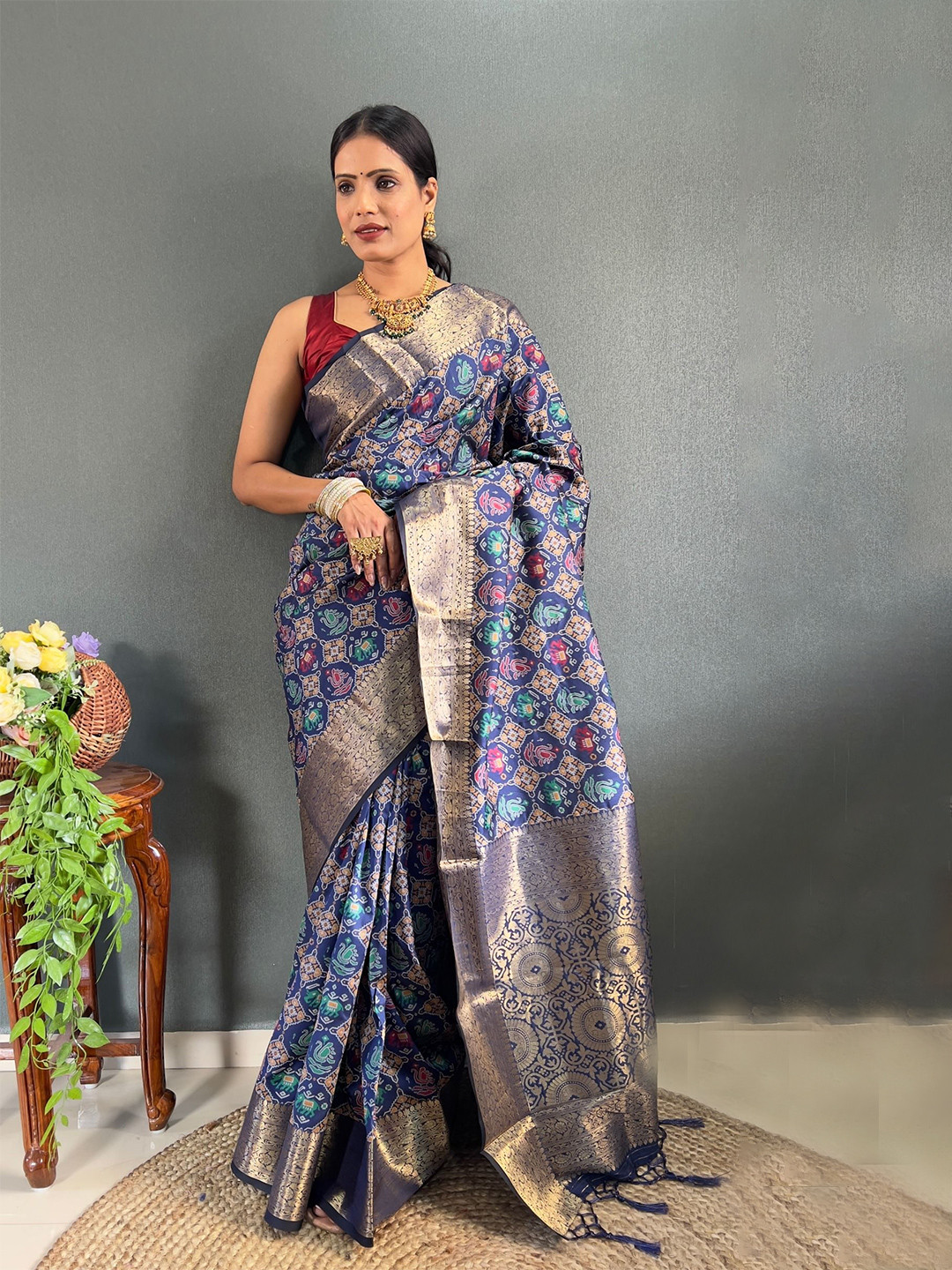

MAHALASA Ethnic Motifs Zari Pure Silk Banarasi Saree, Blue