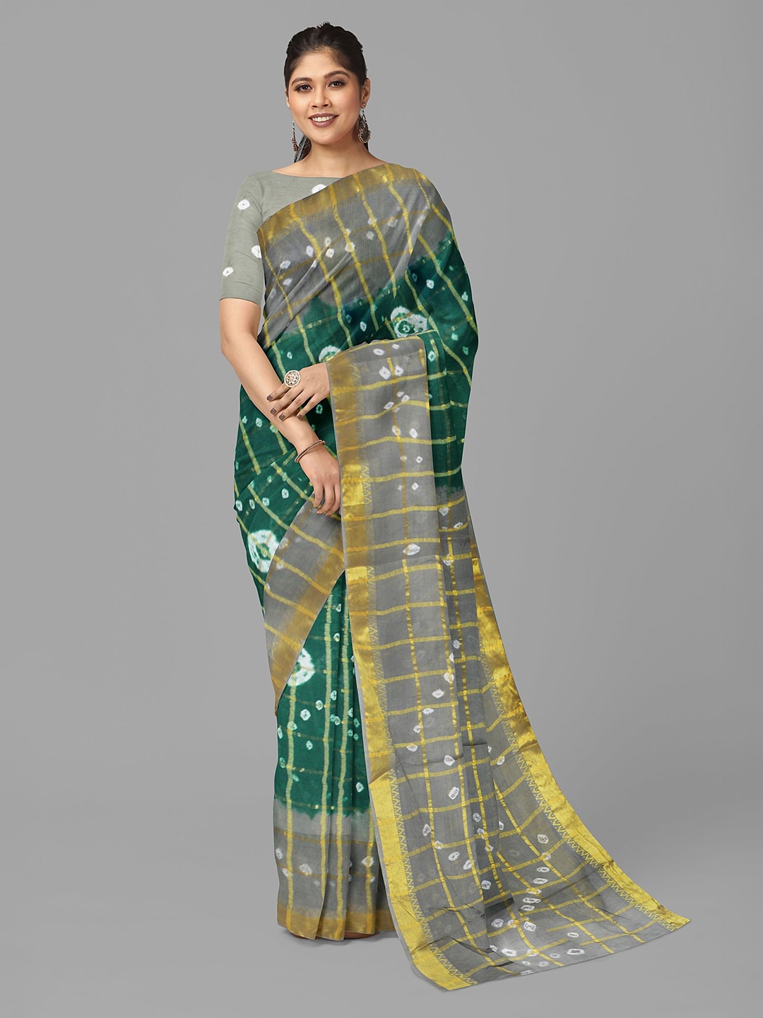 

The Chennai Silks Checked Zari Pure Cotton Gadwal Saree, Green