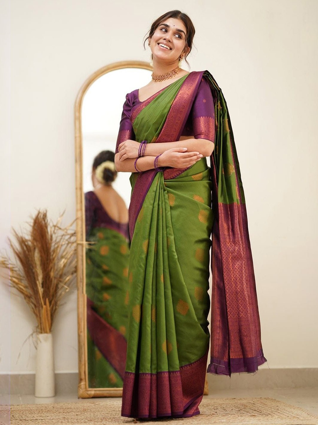 

KALINI Woven Design Zari Pure Silk Kanjeevaram Saree, Green