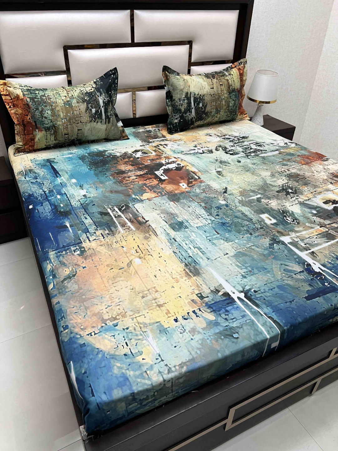 

Pure Decor Majestic Blue Abstract Printed Pure Cotton 500TC King Bedsheet Set 2.75 x 2.74m