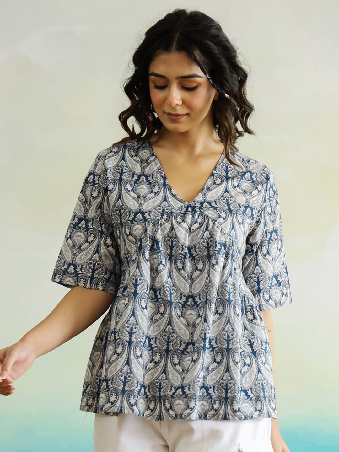 

SANSKRUTIHOMES Women Ethnic Motifs Printed Pure Cotton Top, Navy blue