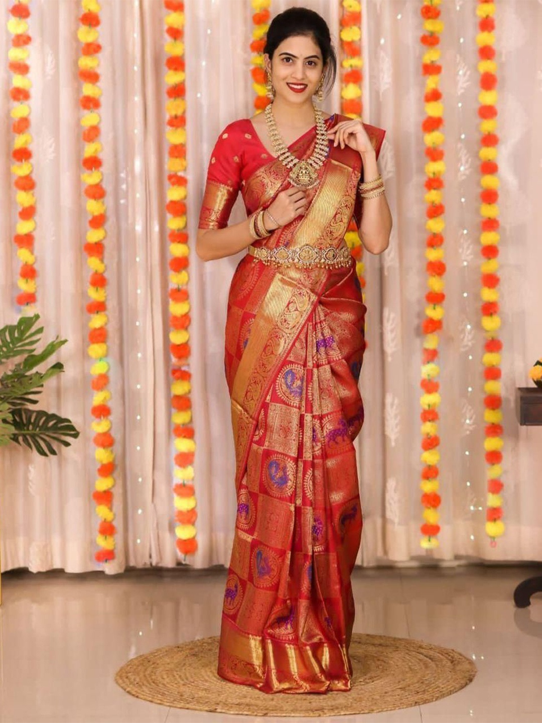 

MAHALASA Woven Design Zari Kanjeevaram Saree, Red