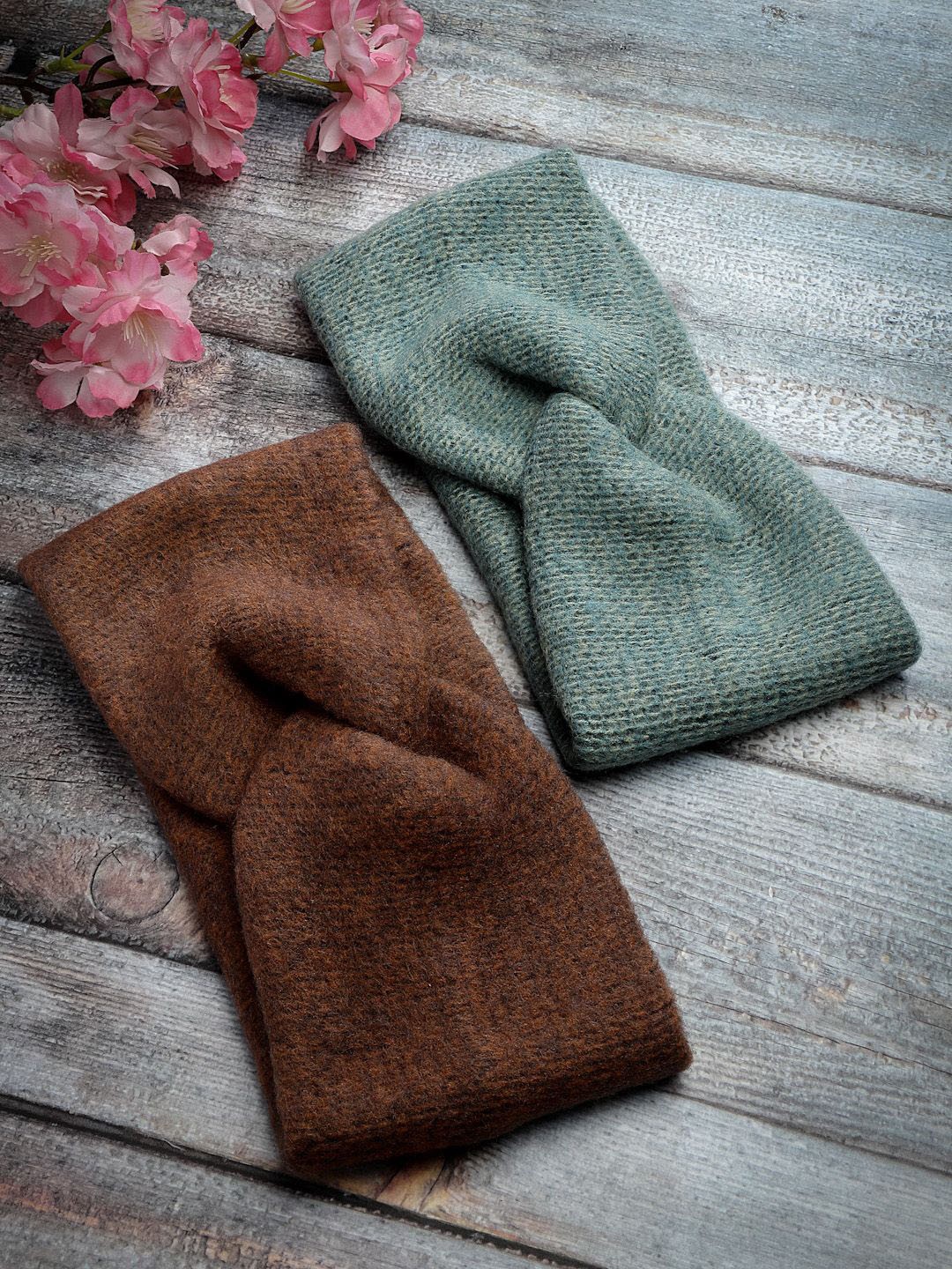 

VOGUE HAIR ACCESSORIES Pack Of 2 Chill Wrap Headband, Green