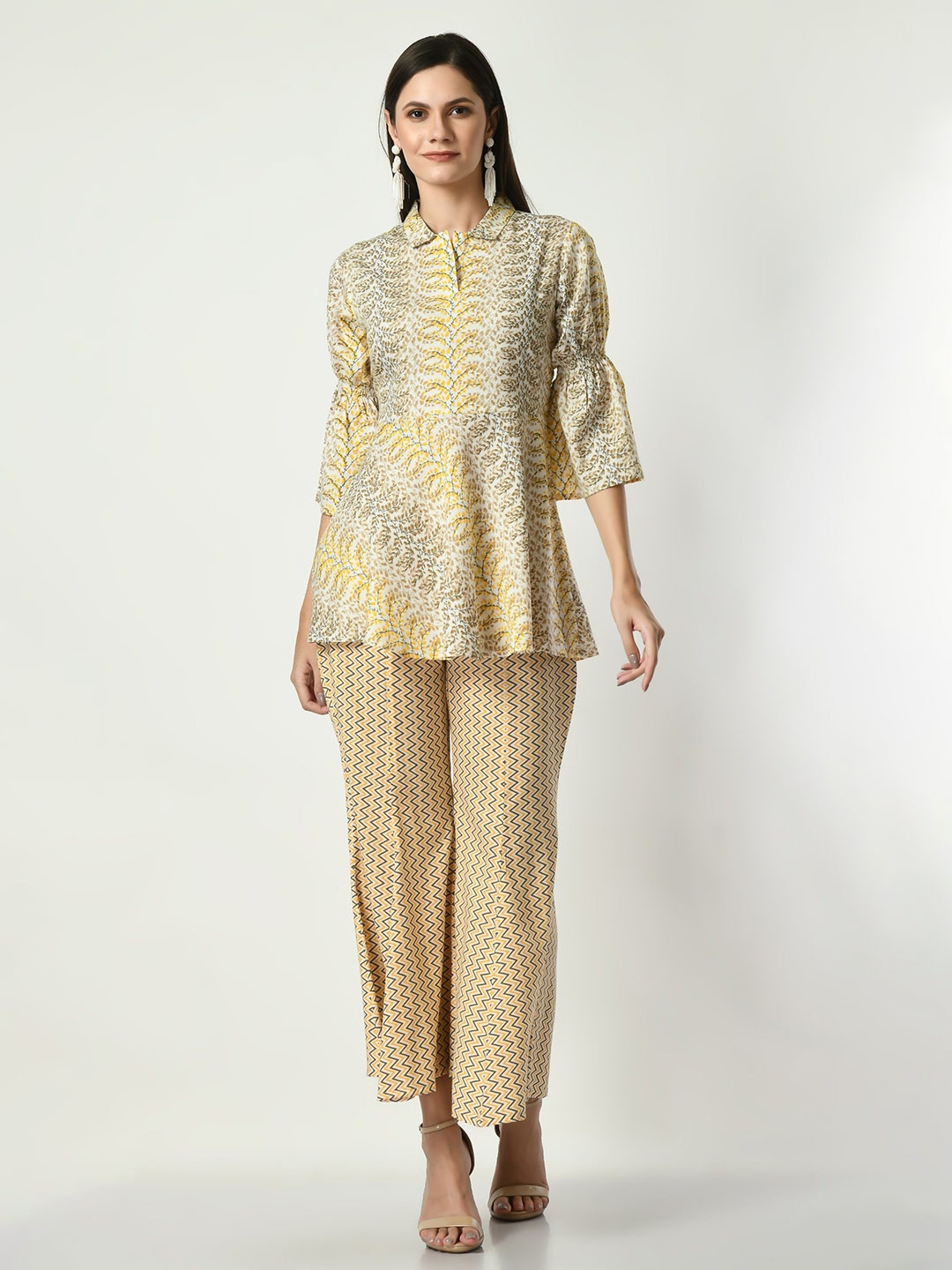 

VAPPSYAM Printed Pure Cotton Top With Trouser Co-Ords, Yellow
