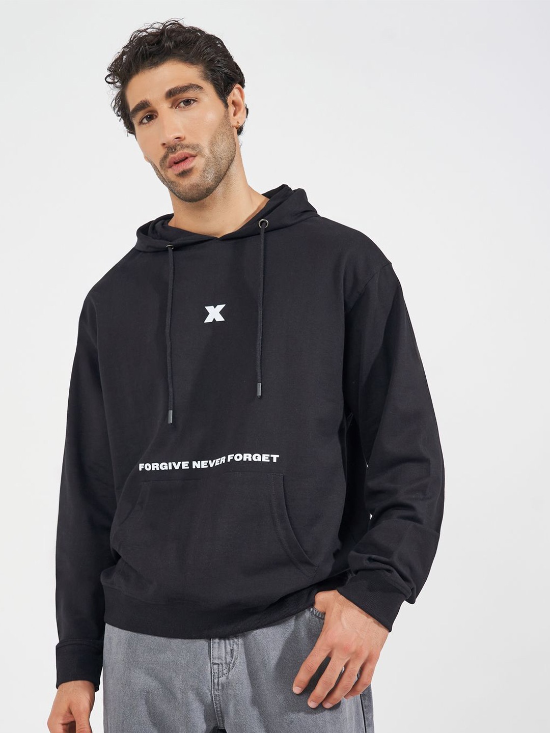 

Styli Men Typography Printed Hood Cotton Pullover Ribbed Sweatshirt, Black