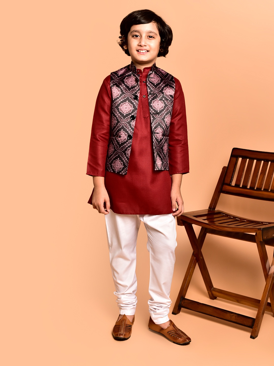 

PRINTCULTR Boys Mandarin Collar Straight Kurta with Pyjamas, Red