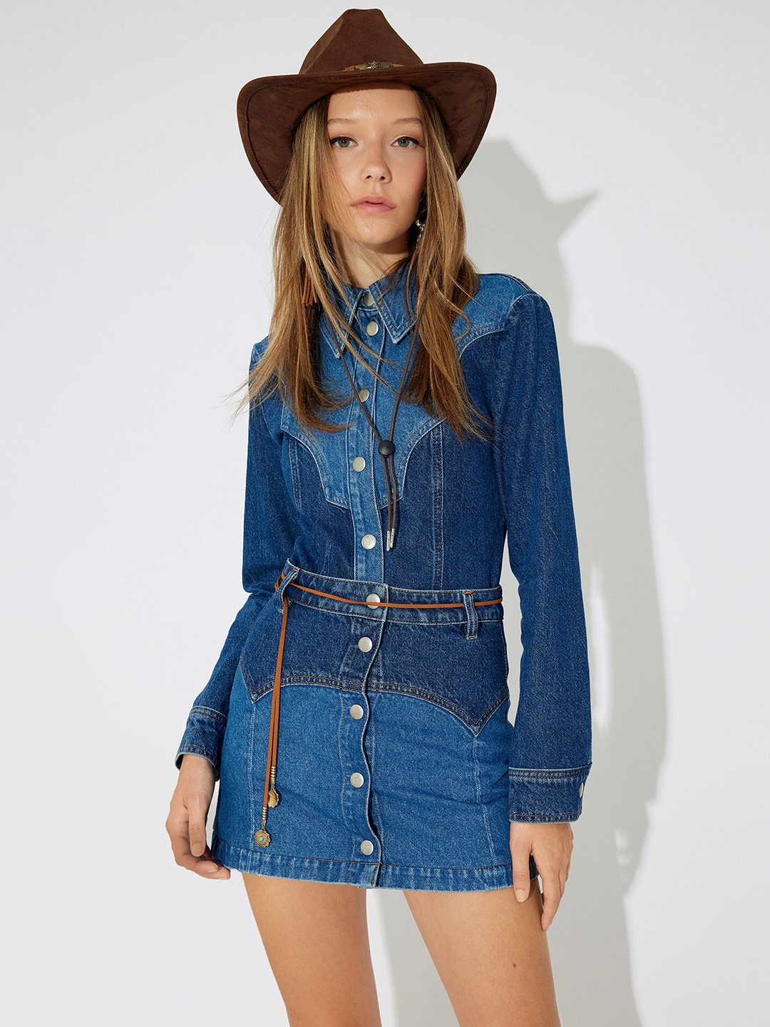 

Koton Women Cutaway Collar Solid Cotton Oversized Casual Shirt, Blue