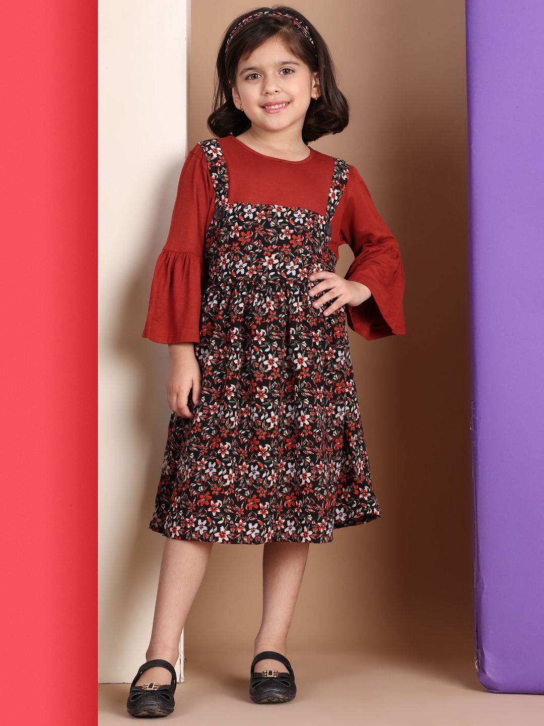 

Baawri Girls Floral Printed Flared Sleeve A-Line Dress, Red