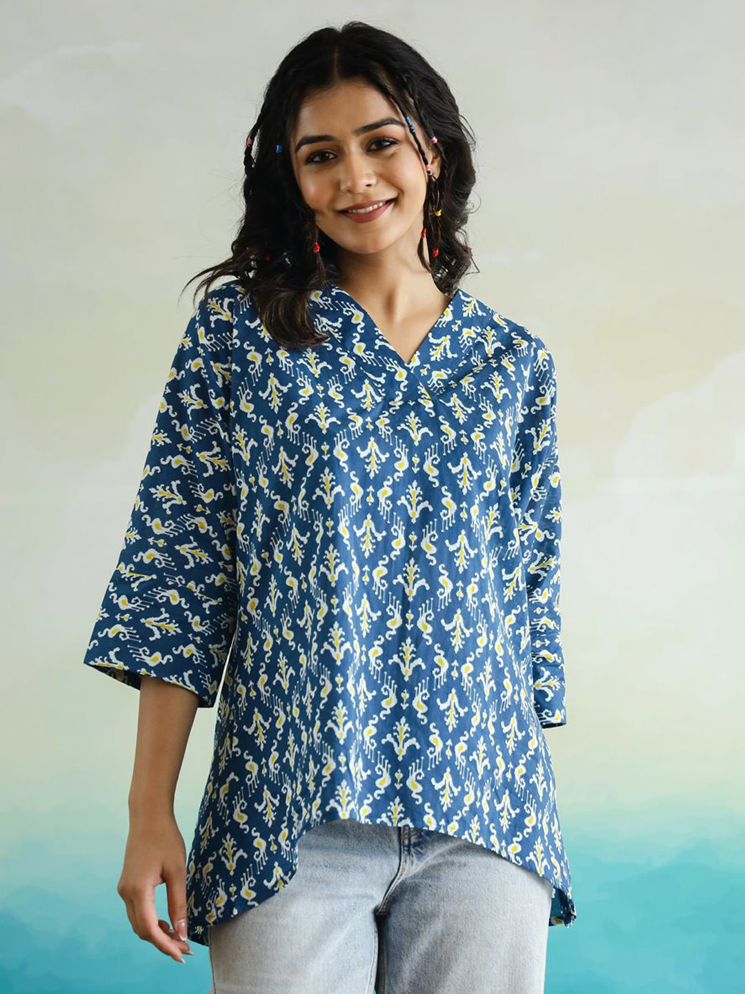 

SANSKRUTIHOMES Floral Print Cotton Top, Turquoise blue