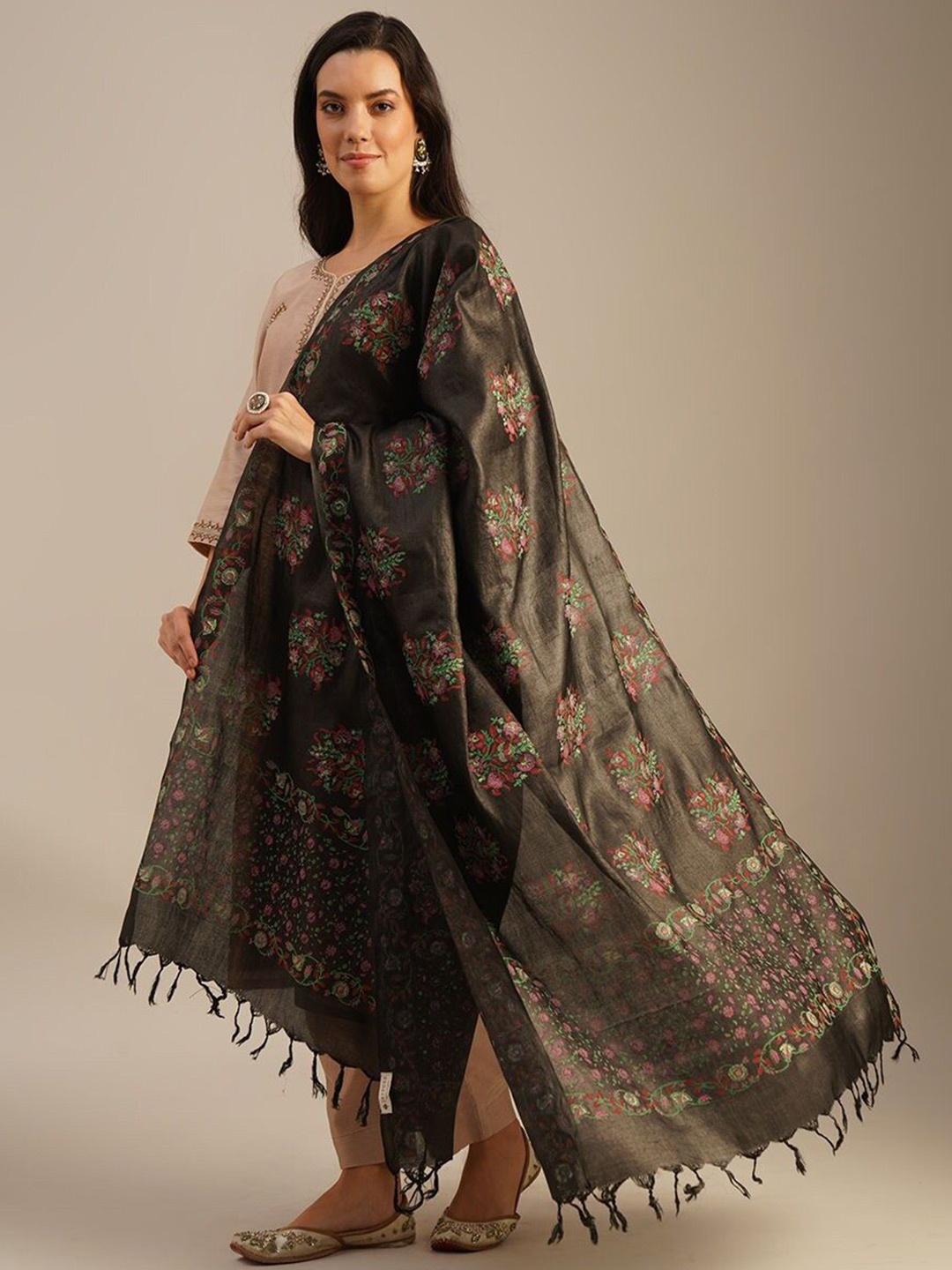 

JAYPORE Floral Printed Tussar Silk Dupatta, Black