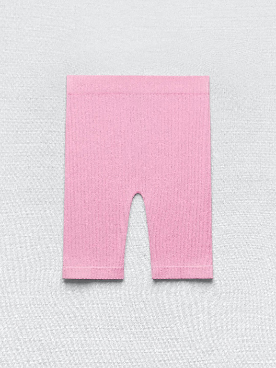 

ZARA Women Shorts, Na