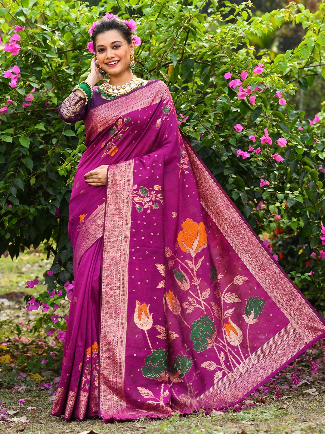 

AWRIYA Ethnic Motifs Woven Design Zari Pure Silk Banarasi Saree, Pink