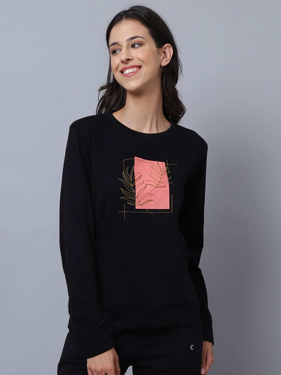 

Kanvin Women Printed Sweatshirt, Black