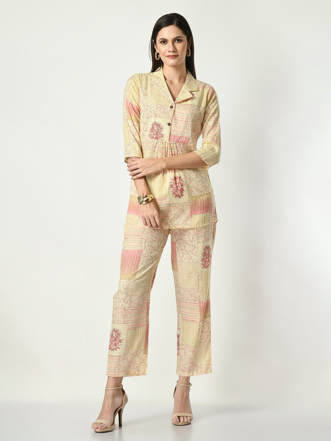 

VAPPSYAM Printed Top With Trouser Co-Ords, Yellow