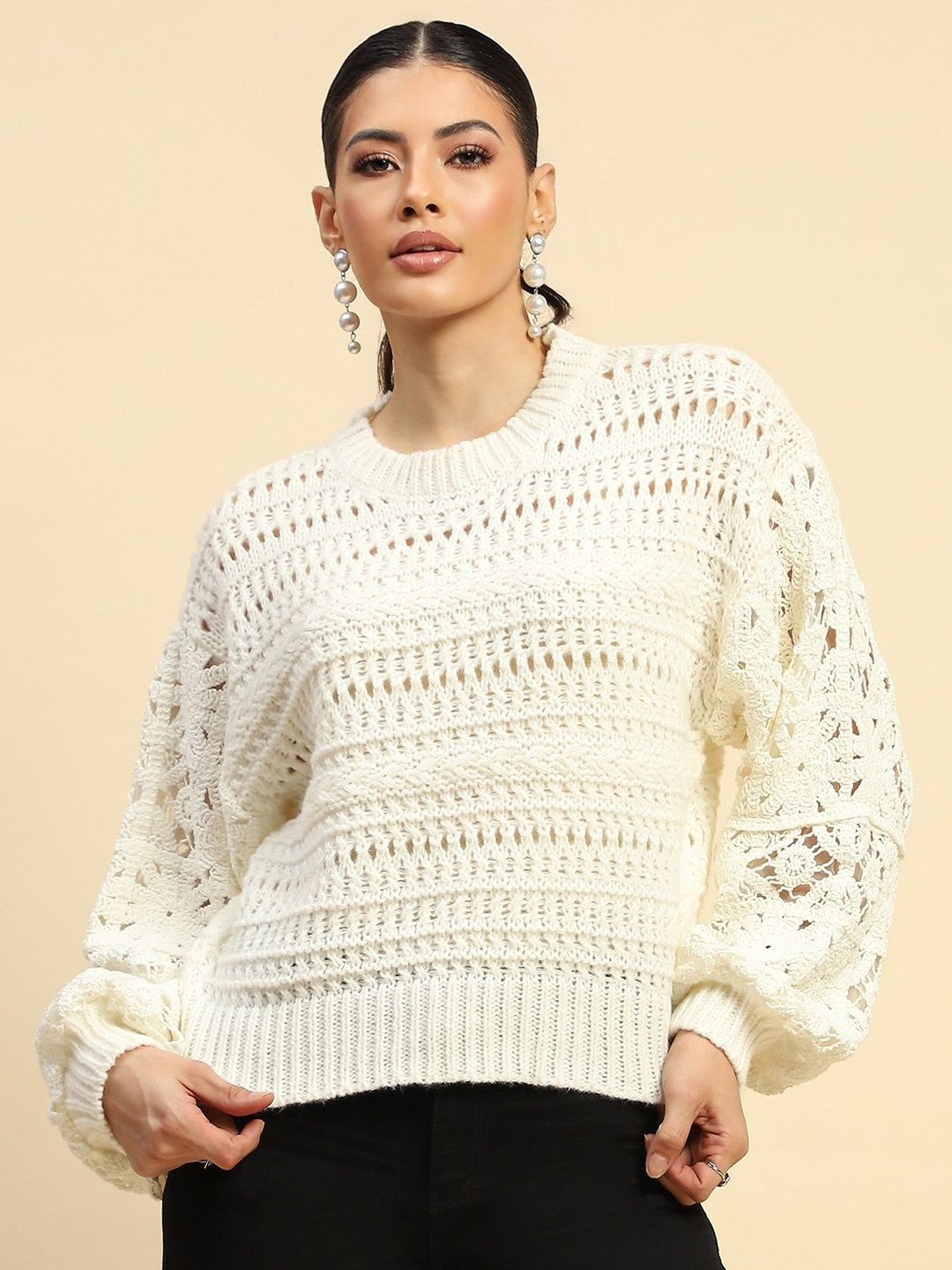

Global Republic Women Pullover, White