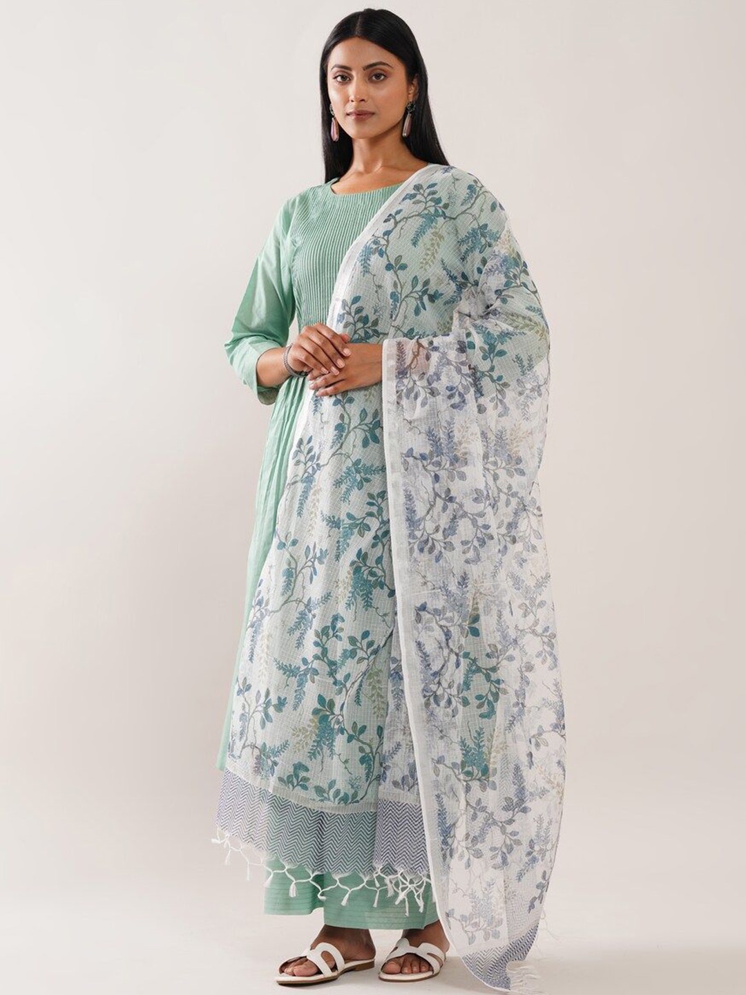 

JAYPORE Floral Printed Pure Cotton Dupatta, White