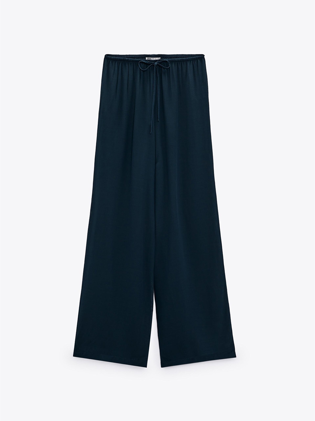 

ZARA Women Trousers, Na