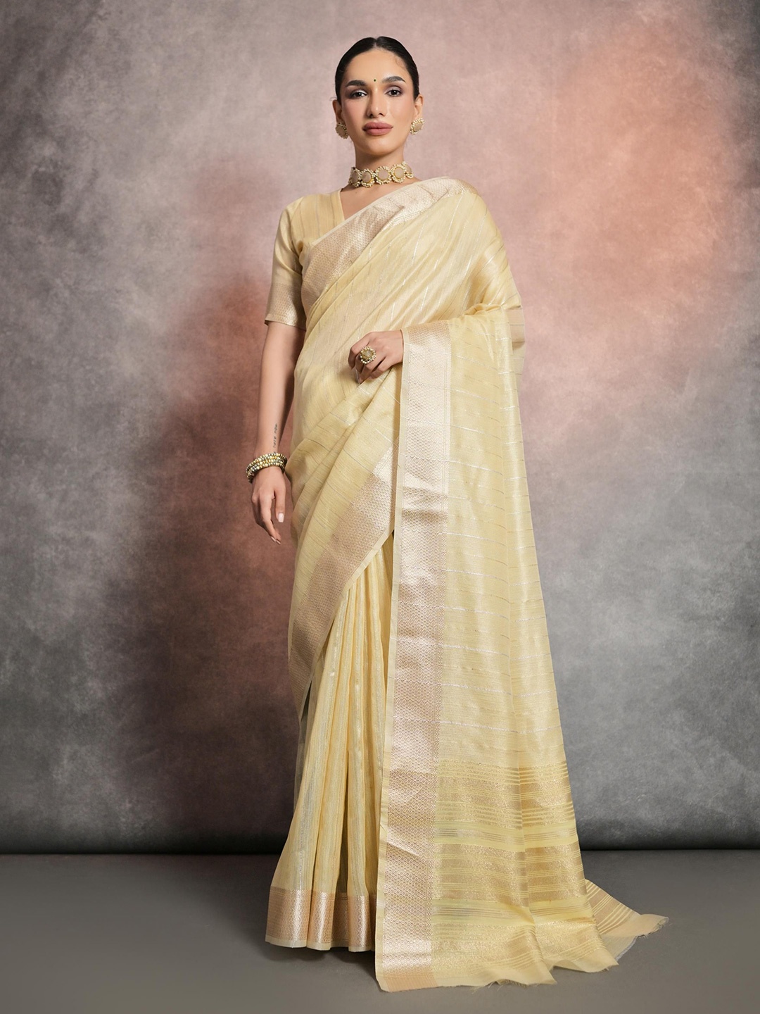 

AWRIYA Woven Design Zari Pure Silk Saree, Yellow