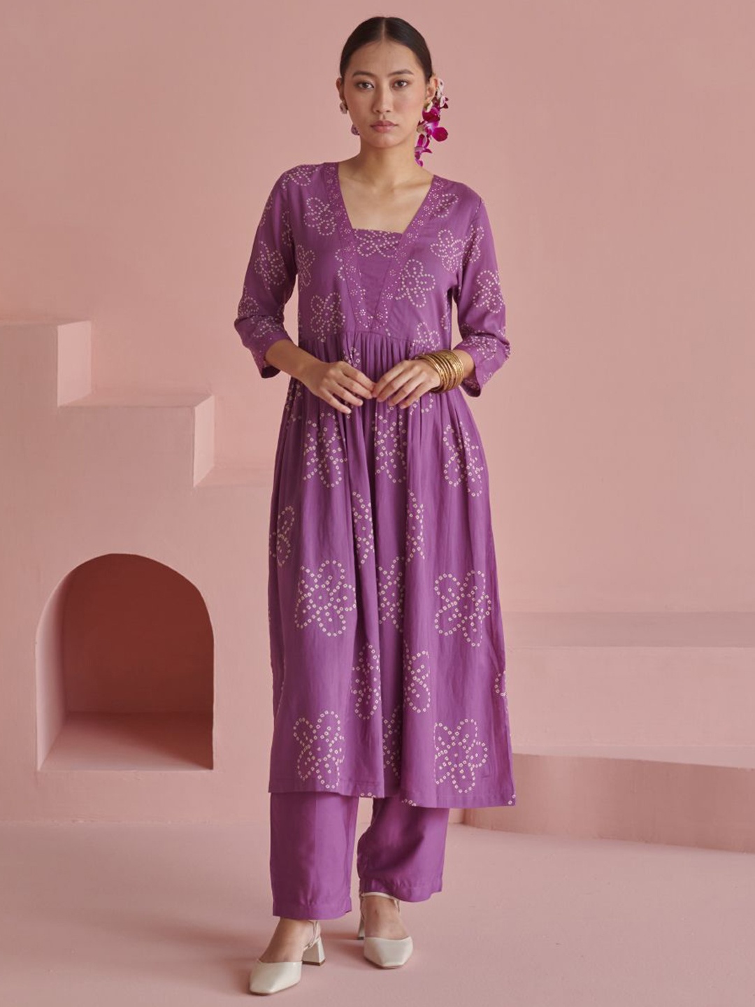 

Prakriti Jaipur Bandhani Printed A Line Kurta with Trousers, Purple