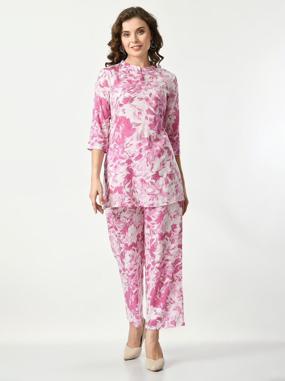 

VAPPSYAM Printed Top With Trouser Co-Ords, Pink