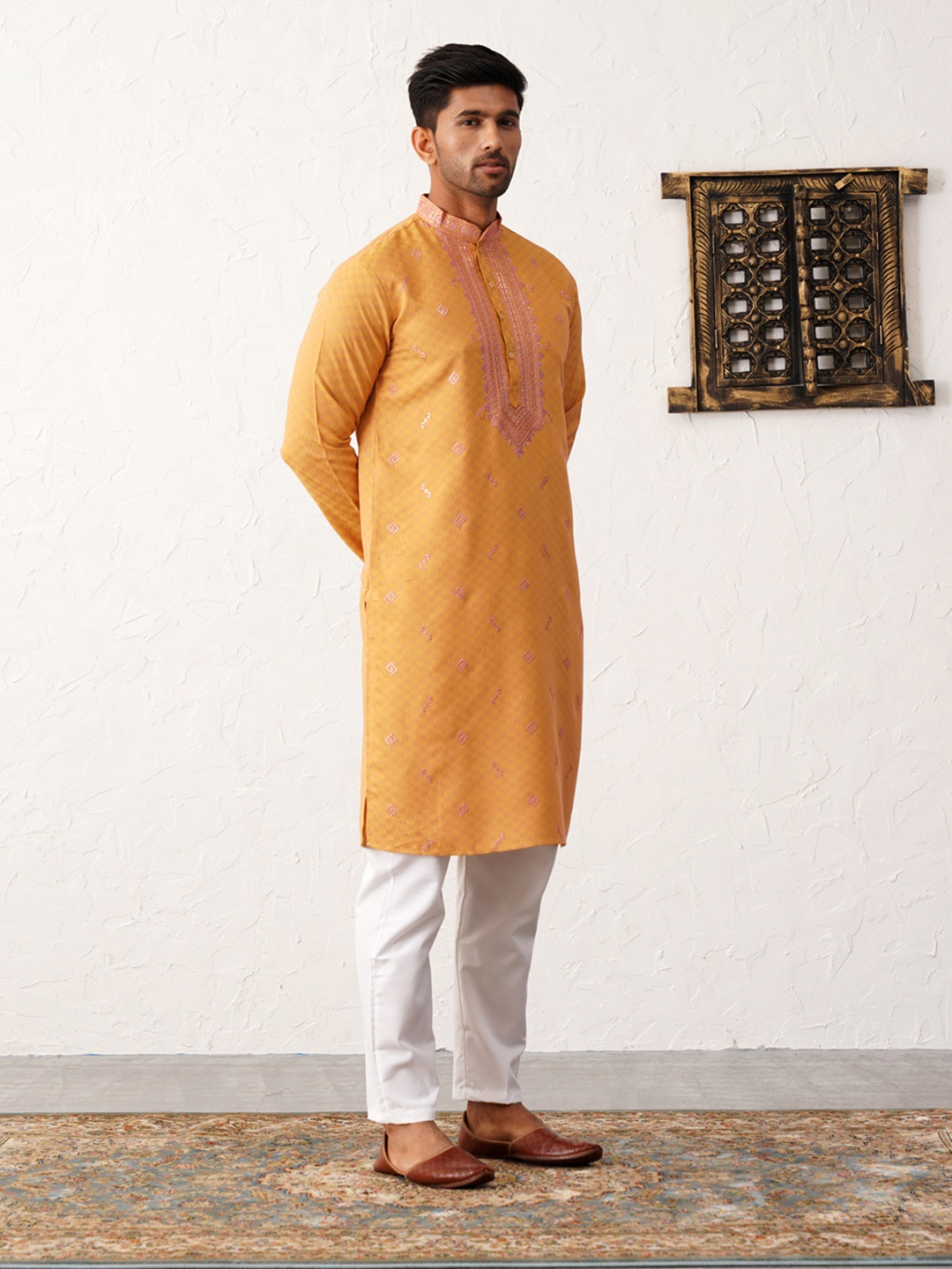 

Jompers Floral Embroidered Sequinned Mandarin Collar Kurta With Trousers, Orange