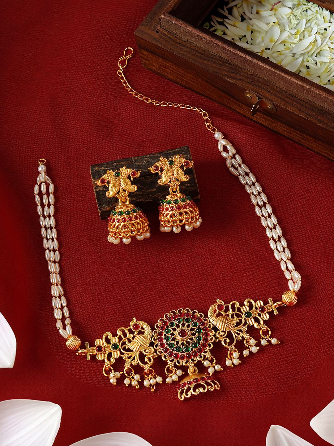 

TEEJH Gold Plated Stones Studded & Beaded Jewellery Set