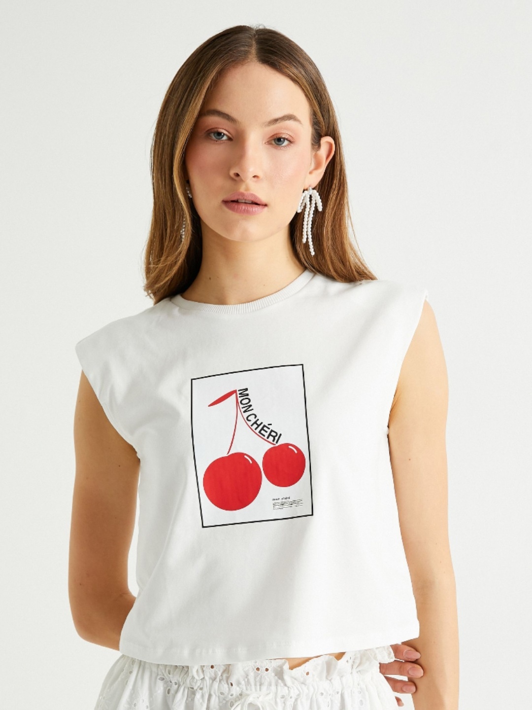 

Koton Women Graphic Printed Round Neck Cotton Boxy T-shirt, White