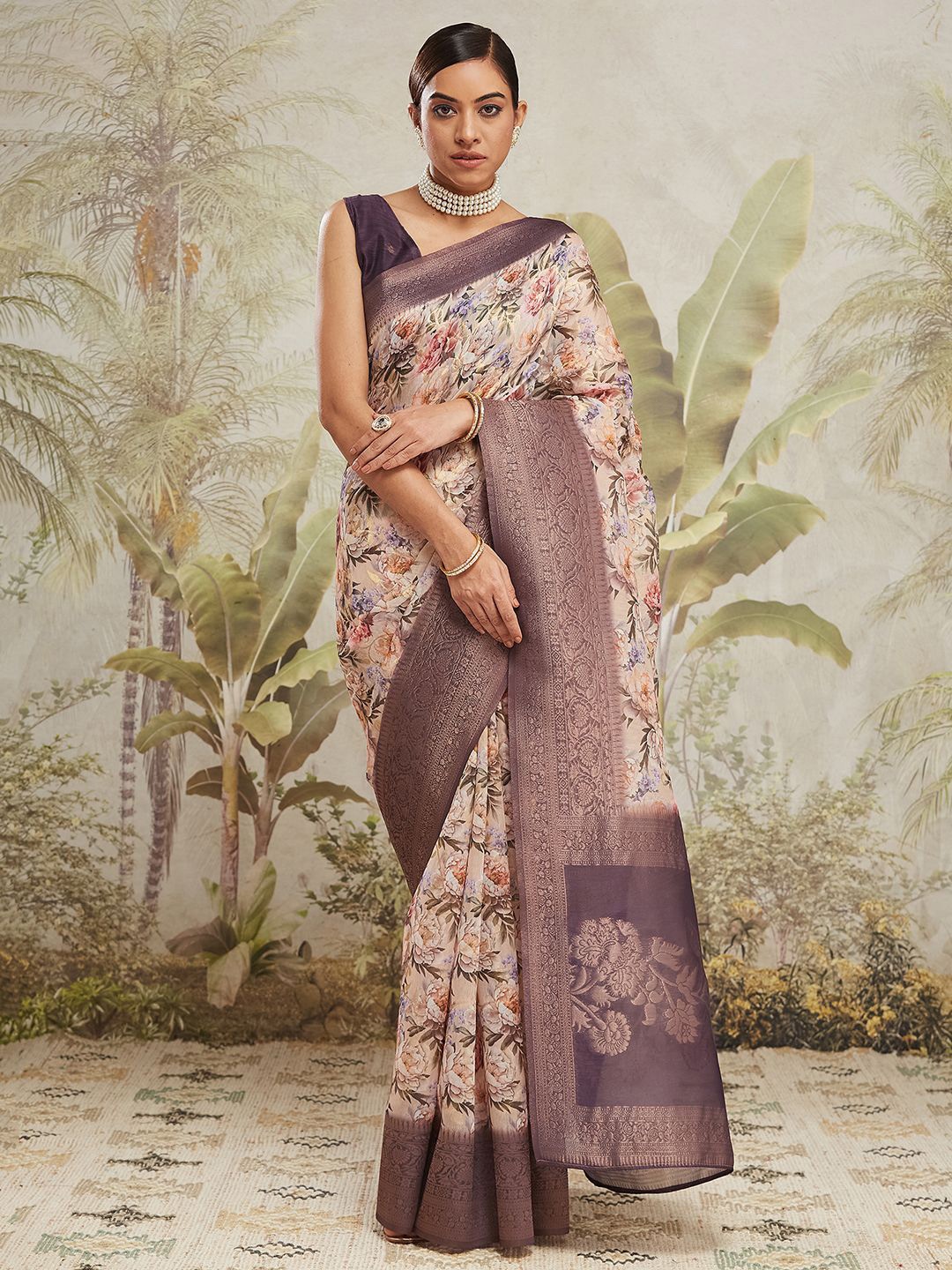 

RACHNA Floral Printed Woven Design Zari Banarasi Saree, Cream