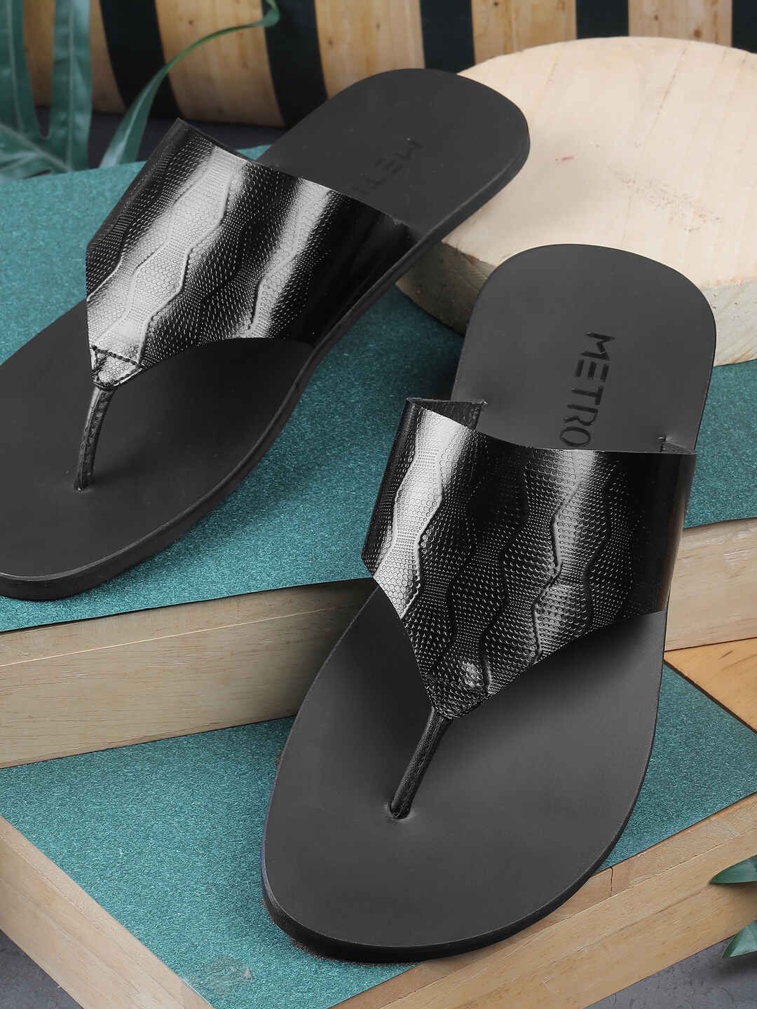 

Metro Men Leather Comfort Sandals, Black