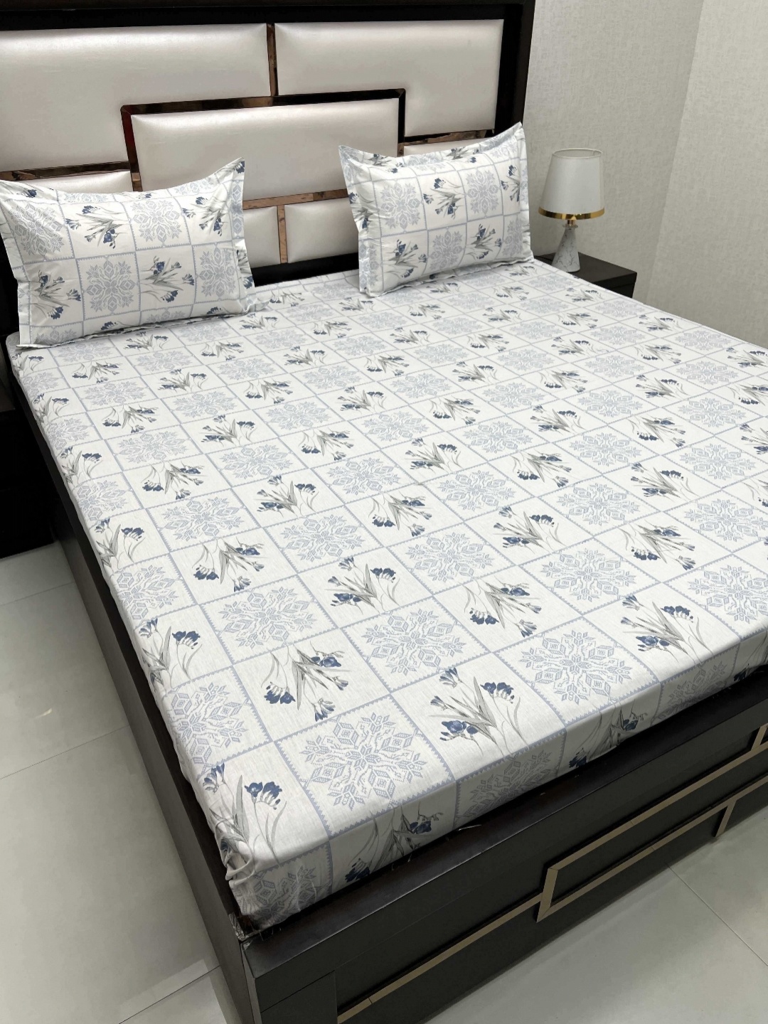 

Pure Decor Cotton King Size Double Bed Bedsheet With 2 Pillow Covers 108 in X 108 in, White
