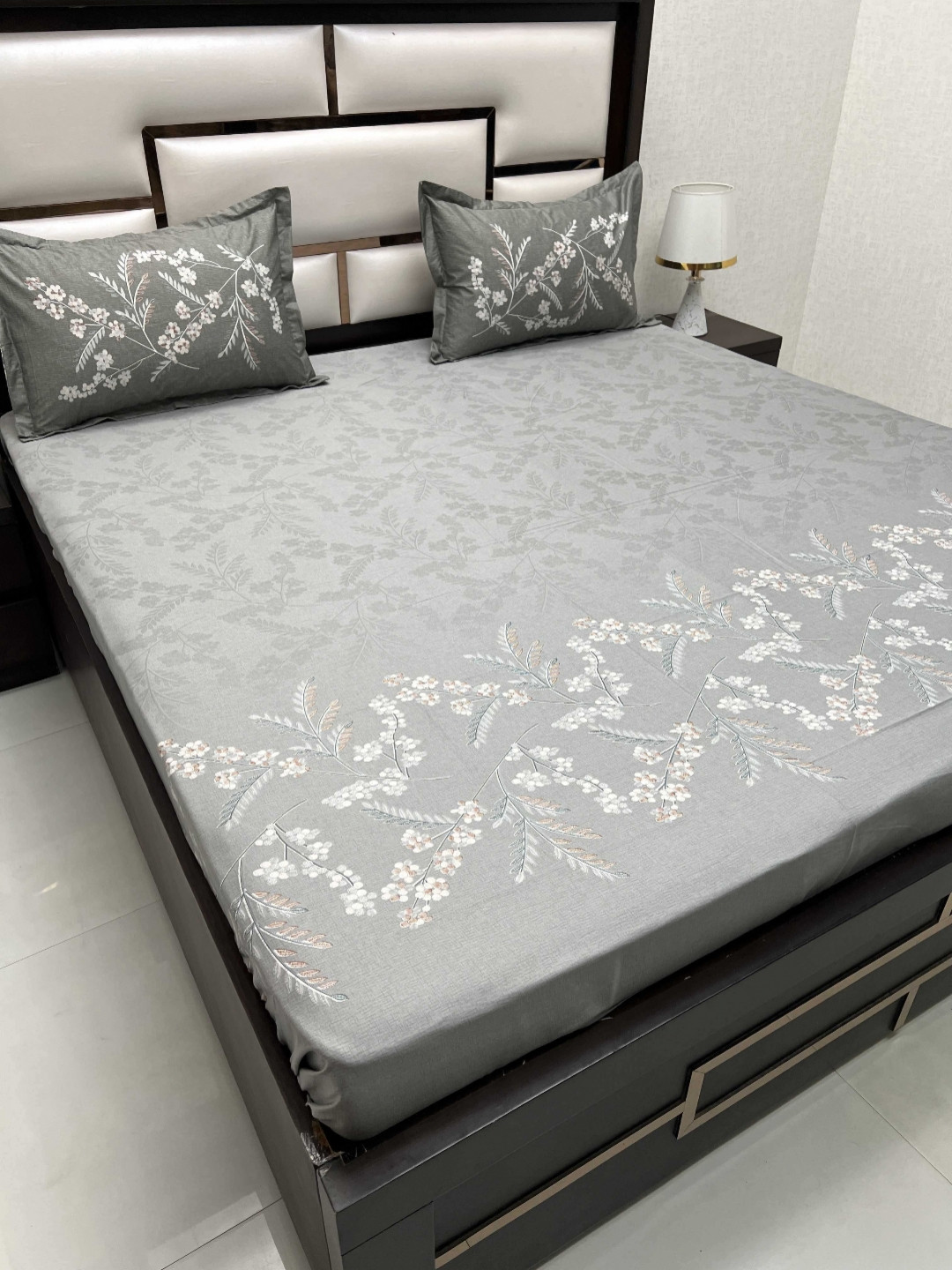 

Pure Decor Grey & Beige Floral 240 TC Pure Cotton King Bedsheet Set