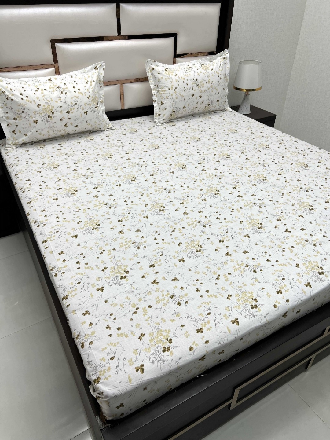 

Pure Decor Cotton King Size Double Bedsheet With 2 Pillow Covers 108 in X 108 in, White