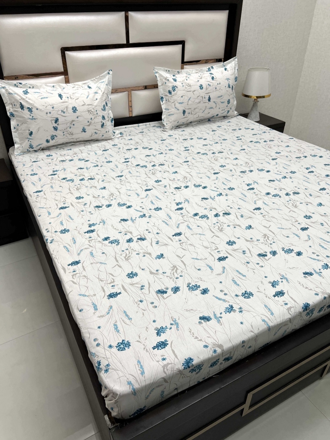 

Pure Decor Cotton King Size Double Bed Bedsheet With 2 Pillow Covers 108 in X 108 in, White