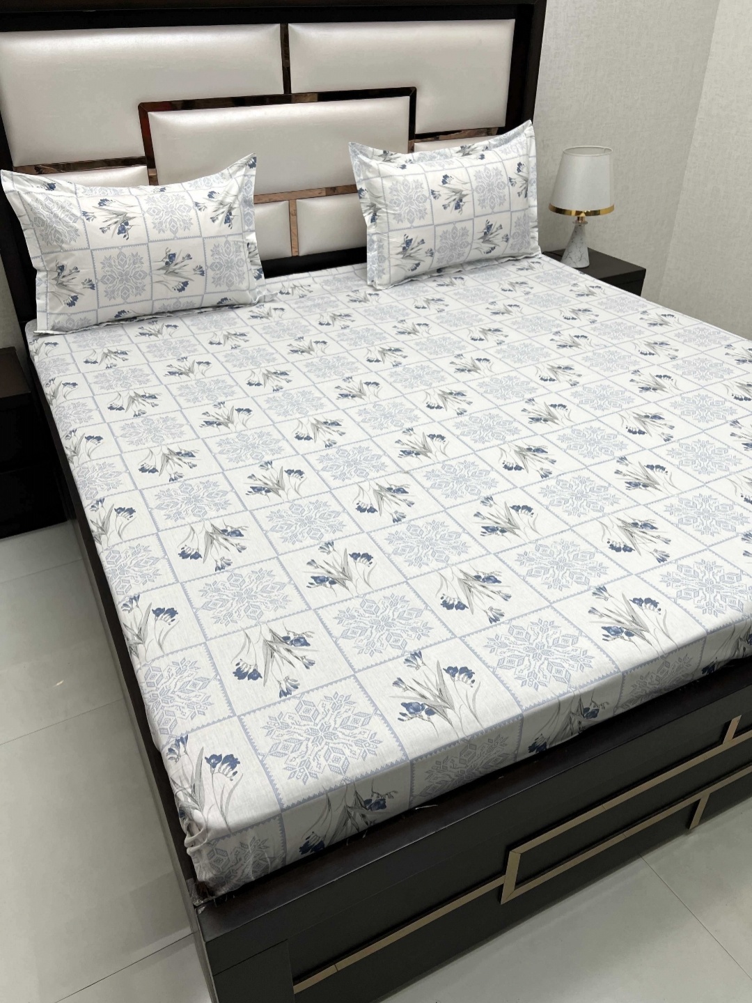 

Pure Decor Cotton King Size Double Bed Bedsheet With 2 Pillow Covers 108 in X 108 in, White