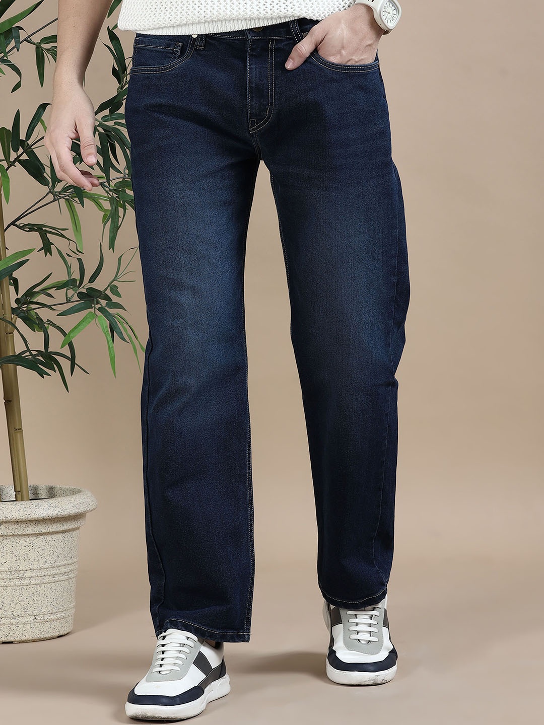 

Mast & Harbour Men Cotton Comfort Straight Fit Light Fade Stretchable Jeans, Blue
