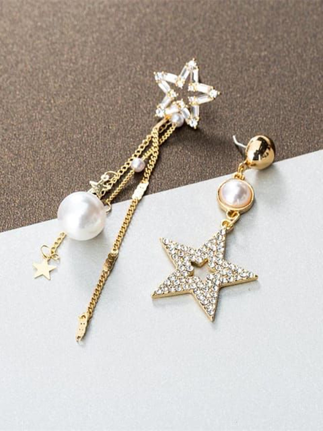 

YU FASHIONS Gold-Plated Geometric Rhinestone Studded Drop Earrings