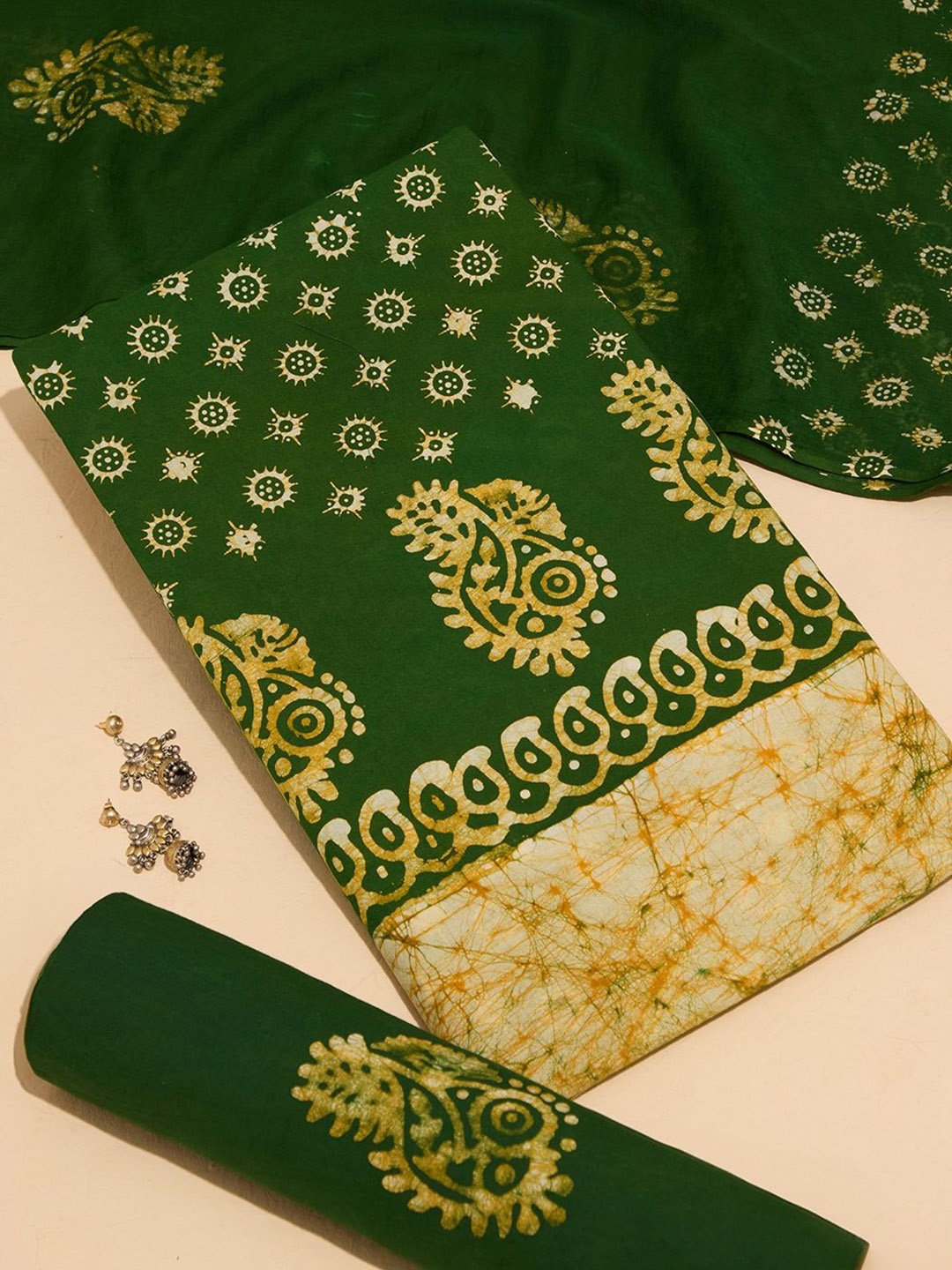 

Taneira Tie & Dyed Pure Cotton Unstitched Dress Material, Green