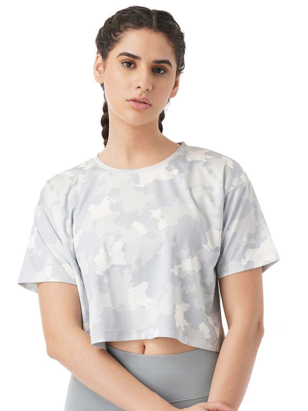 

PUMP'D Abstract Printed Boxy Crop Sports Top, Grey