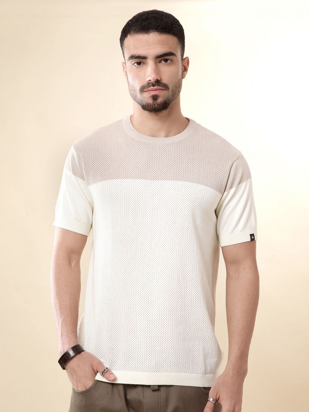 

WROGN Men Colourblocked Round Neck Cotton Slim Fit T-shirt, Beige