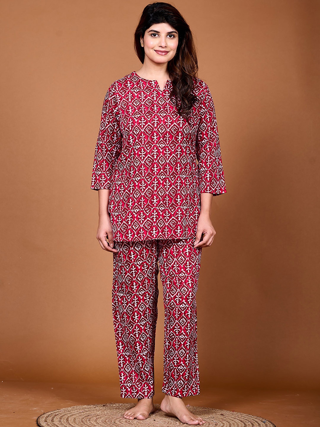 

MISS REKHA Women Floral Printed Night suit, Red