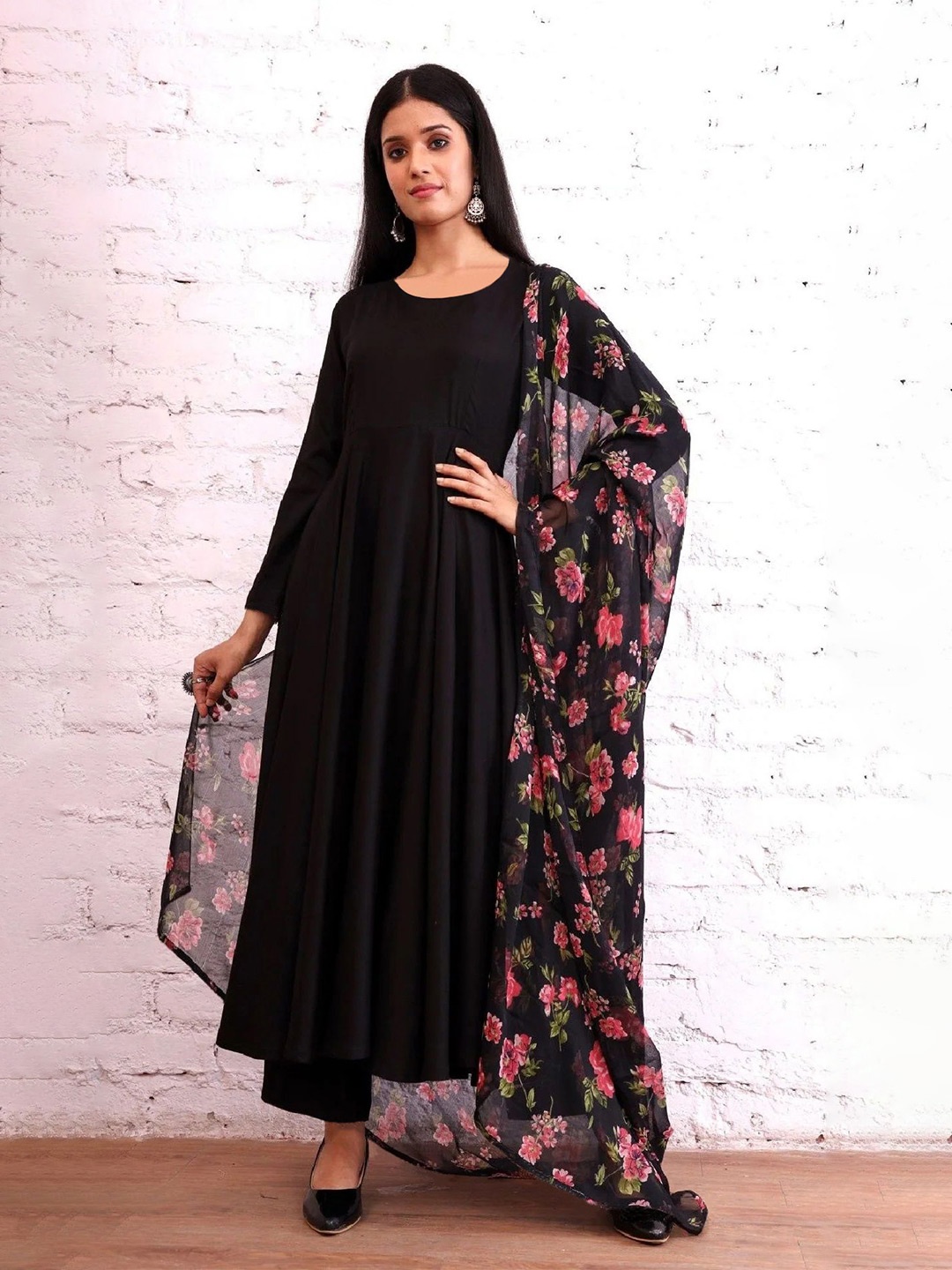 

BAESD Empire Anarkali Rayon Kurta With Trousers & Floral Printed Dupatta, Black